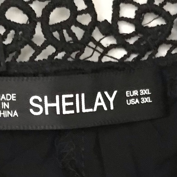 Lace Trimmed Cold Shoulder Blouse - Picture 3 of 6